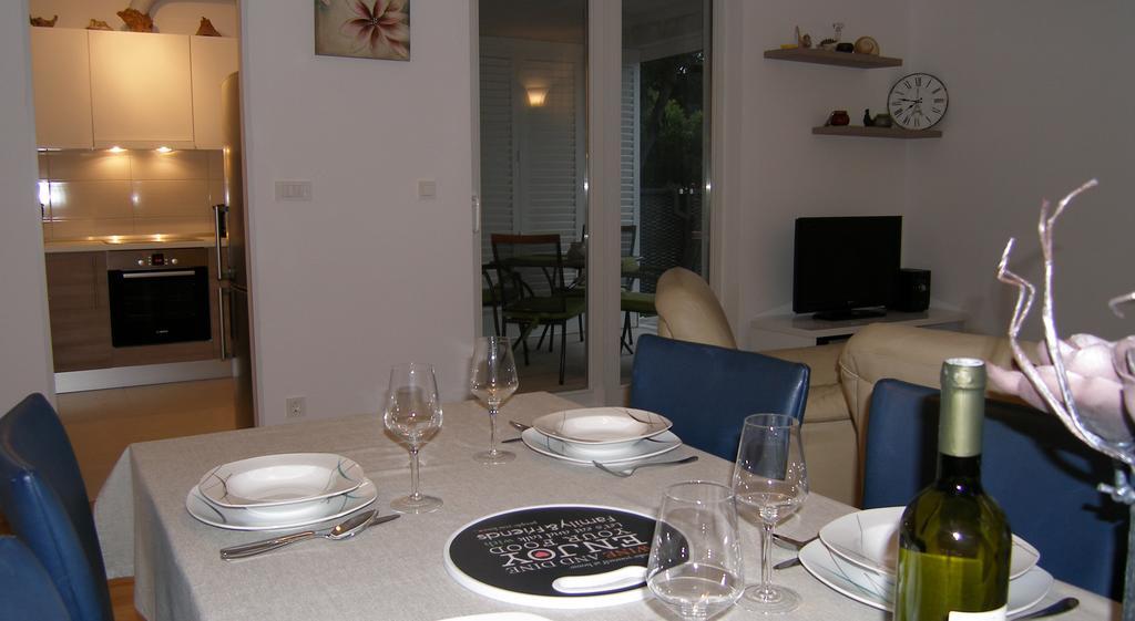 Momentum Apartment Split Buitenkant foto